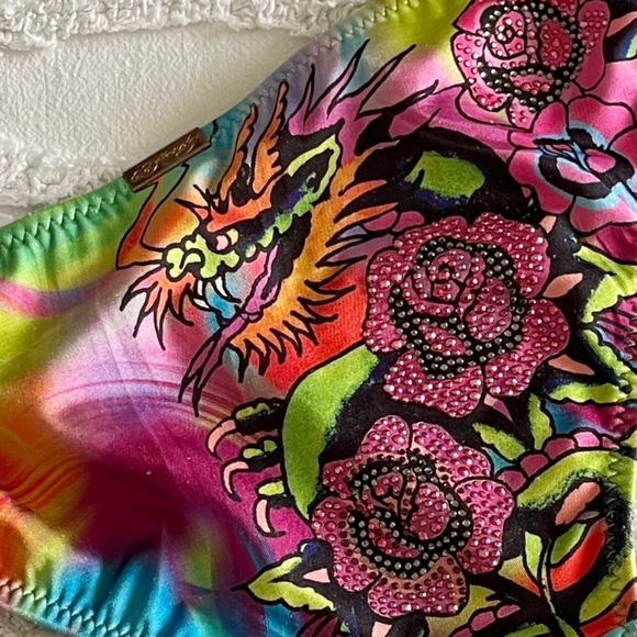 Not for sale (ISO) in search of whole bikini. - Picture 3 of 6